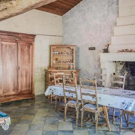 Lovely In Montreuil Bellay *