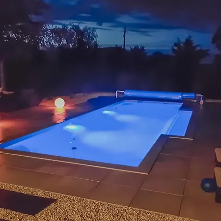 Lovely In Montreuil Bellay Дом отдыха *